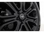 Land Rover Defender OCTA 4.4 P635 Octa | Treeplanken | Trekhaak | Luchtvering | ClearSight | Meridian Surround | Head-Up | Panoramadak