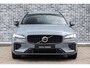 Volvo V60 2.0 T6 Plug-in Hybrid AWD Plus Dark | PHEV Long Range | Sportstoelen | Achteruitrijcamera | Parkeersensoren | Keyless Entry | Elektrische Achterklep | Elektrisch Verstelbare Voorstoelen | Stoelverwarming | Navigatie | Apple Carplay | Android Autos | Sportstoelen |