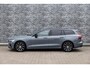 Volvo V60 2.0 T6 Plug-in Hybrid AWD Plus Dark | PHEV Long Range | Sportstoelen | Achteruitrijcamera | Parkeersensoren | Keyless Entry | Elektrische Achterklep | Elektrisch Verstelbare Voorstoelen | Stoelverwarming | Navigatie | Apple Carplay | Android Autos | Sportstoelen |