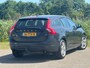 Volvo V60 1.6 T3 Kinetic- Savile Grey Metallic - NAV - Cruise - Climate - zeer netjes!