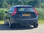Volvo V60 1.6 T3 Kinetic- Savile Grey Metallic - NAV - Cruise - Climate - zeer netjes!