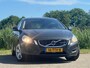Volvo V60 1.6 T3 Kinetic- Savile Grey Metallic - NAV - Cruise - Climate - zeer netjes!