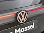 Volkswagen Tiguan 1.5 eHybrid R-Line Edition 204 PK Plug in Hybride | Panoramadak | Black Style | Apple Carplay | 360 Camera | Stoelverwarming | Navigatie | Achterklep elektrisch | Keyless Access | Head-Up display | Android Auto | Stuurverwarming | IQ Lights | Ruiiten getint | 20" Lichtmetalen velgen |