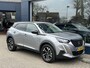 Peugeot 2008 1.2 Turbo 100PK Allure | Navigatie | LED Verlichting | Half Lederen Bekleding | Climate Control | Cruise Control | 17 Inch Lichtmetalen Velgen.