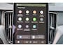 Volvo XC60 T6 Recharge AWD Plus Black Edition - Panorama/schuifdak - IntelliSafe Assist & Surround - 360º Camera - Harman/Kardon audio - Verwarmde voorstoelen, stuur & achterbank - Parkeersensoren voor & achter - Elektr. bedienb. voorstoelen met geheugen - Head up display - Draadloze tel. lader - Extra getint glas - Inklapbare trekhaak - 21' LMV