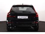 Volvo XC60 T6 Recharge AWD Plus Black Edition - Panorama/schuifdak - IntelliSafe Assist & Surround - 360º Camera - Harman/Kardon audio - Verwarmde voorstoelen, stuur & achterbank - Parkeersensoren voor & achter - Elektr. bedienb. voorstoelen met geheugen - Head up display - Draadloze tel. lader - Extra getint glas - Inklapbare trekhaak - 21' LMV