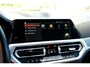 BMW 3-Serie 318i M Sport Aut. Navi|Leder-Alcantara|1e Eig|Pano|LMV|Sportstoelen