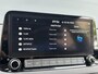 Hyundai Kona 1.6 GDI HEV Premium / Navigatie / Apple Carplay & Android Auto / Lederen Bekleding / Stuur & Stoelverwarming / Stoelventilatie / Elektrisch Verstelbare Stoelen / LED lampen / Parkersensoren Rondom / HUD /