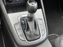 Hyundai Kona 1.6 GDI HEV Premium / Navigatie / Apple Carplay & Android Auto / Lederen Bekleding / Stuur & Stoelverwarming / Stoelventilatie / Elektrisch Verstelbare Stoelen / LED lampen / Parkersensoren Rondom / HUD /