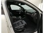 Volvo XC40 T5 Hybride R-Design / Panoramadak / Trekhaak / Pdc./ Leder / Airco-ecc./ Radio multimedia / Apk 01-2027