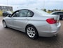 BMW 3-Serie 328i Executive van 1ste Eig in automaat met parkeersensoren en navigatie en bluetooth telefoon