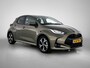 Toyota Yaris 1.5 Hybrid 115 First Edition + | Stoel en stuurverwarming | Dealeronderhouden |