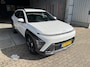 Hyundai Kona 1.6 GDI HEV Comfort Smart **WORDT VERWACHT** TREKHAAK | FULL LED | NAVIGATIE | 18 INCH VELGEN RT/P4