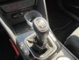 Kia Sportage 1.6 T-GDi MHEV DynamicLine | Trekhaak | 17"LMV | Navi | Cam | ECC | ACC | DAB | PDC voor+ achter | Zwarte glans (piano)lak interieur afwerking |