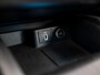 Ford Focus Wagon 1.5 EcoBoost ST Line 150Pk Automaat (APPLE CARPLAY, GROOT NAVI, STOELVERWARMING, KEYLESS, SPORTSTOELEN, PARKEERSENSOREN, CRUISE, LANE ASSIST, NIEUWSTAAT)