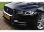 Jaguar XE 2.0 Portfolio Aut.| R-Sport | Panorama | Stoelverwarming | Nette staat | Elek. Kofferklep | Dealeronderhouden | NL. Auto