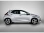 Toyota Yaris 1.5 Hybrid 115 First Edition Comfort Pack | BTW voertuig | Dodehoek detectie | Stoel+stuurverwarming | Parkeersensoren voor+achter | Draadloze telefoonlader | Cruise Control Adaptive | Apple CarPlay/Android Auto |