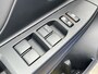 Toyota Yaris 1.5 Hybrid Bi-Tone | Stoelverwarming | All Seasons