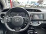 Toyota Yaris 1.5 Hybrid Bi-Tone | Stoelverwarming | All Seasons