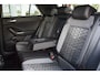 Volkswagen T-Roc 1.5 TSI R-Line Edition | Trekhaak | Adaptieve Cruise Control | Dodehoek Detectie | Climate Control |