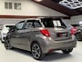 Toyota Yaris 1.5 Hybrid Bi-Tone Navigatie Camera