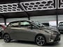 Toyota Yaris 1.5 Hybrid Bi-Tone Navigatie Camera