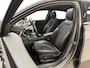 Mercedes-Benz A-klasse 250 e Business Solution AMG Limited I Panoramadak I Elek. Trekhaak I Widescreen I Alcantara I Sfeerverlichting