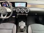 Mercedes-Benz A-klasse 250 e Business Solution AMG Limited I Panoramadak I Elek. Trekhaak I Widescreen I Alcantara I Sfeerverlichting