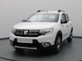 Dacia Sandero TCe Bi-Fuel Stepway Serie Limitee 15th Anniv. 100pk Camera | Cruise | Navi | Parkeersens. achter | Trekhaak afneembaar.
