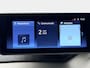 BMW i3 Basis 120Ah 42 kWh SOH 85,1% / Warmtepomp / Comfort-Pakket / 3 Fase / Stoelverwarming / Dealeronderhouden / 2x Laadkabel / Cruise Control / Navigatie Pakket /