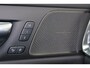 Volvo V60 T6 Recharge AWD Plus Dark - Panorama/schuifdak - IntelliSafe Assist & Surround - 360º Camera - Harman/Kardon audio - Verwarmde voorstoelen, stuur & achterbank - Parkeersensoren voor & achter - Elektr. bedienb. voorstoelen met geheugen - Head up display - Extra getint glas - 19' LMV