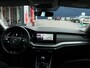 Skoda Octavia Combi 1.0 TSI Ambition Multimediasysteem, Uitklapbare trekhaak, Cruise control, Climate control, Stoelverwarming, Virtueel dashboard