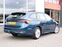 Skoda Octavia Combi 1.0 TSI Ambition Multimediasysteem, Uitklapbare trekhaak, Cruise control, Climate control, Stoelverwarming, Virtueel dashboard
