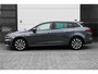 Renault Megane Estate 1.3 TCe 140 PK Techno | Automaat | Camera achter | LM Velgen | 1700 kg aanhanger gewicht | vraag naar de beschikbaarheid |