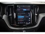 Volvo XC60 2.0 T8 Plug-in hybrid AWD Plus Black Edition , Panoramadak, Trekhaak, Nappaleer, Harman&Kardon, Stuurverwarming