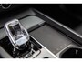 Volvo XC60 2.0 T8 Plug-in hybrid AWD Plus Black Edition , Panoramadak, Trekhaak, Nappaleer, Harman&Kardon, Stuurverwarming