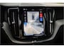 Volvo XC60 2.0 T8 Plug-in hybrid AWD Plus Black Edition , Panoramadak, Trekhaak, Nappaleer, Harman&Kardon, Stuurverwarming