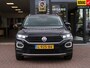 Volkswagen T-Roc 1.5 TSI Style Business | Virtual | 17 inch velgen | Trekhaak | Led