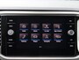 Volkswagen T-Roc 1.5 TSI Style Business | Virtual | 17 inch velgen | Trekhaak | Led
