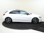 Mercedes-Benz A-klasse 180 Business Solution AMG / Panaroma-dak / Memory-Stoelen / Night-Pakket / Achteruitrijcamera /