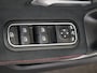Mercedes-Benz A-klasse 180 Business Solution AMG / Panaroma-dak / Memory-Stoelen / Night-Pakket / Achteruitrijcamera /