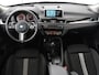 BMW X1 xDrive20i Sport Line | Stoelverwarming | Head-Up | Trekhaak | Camera | Navigatie Plus | Park Assist | Sportstoelen | Full LED | Climate control | Bluetooth | Cruise control | 19 inch lichtmetalen velgen