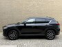 Mazda CX-5 2.0 SkyActiv-G 165pk Skylease Luxury | Leder | 360 camera | Navigatie | Apple CarPlay | Bose | Head up | Trekhaak afneembaar | Full-LED | Keyless entry&start | Stoel&stuurverwarming | Volledig onderhouden