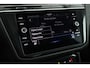 Volkswagen Tiguan 1.5 TSI 150pk DSG Elegance Trekhaak Camera Stoelverwarming Navigatie Keyless Stoelverwarming IQ.Light