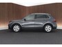 Volkswagen Tiguan 1.5 TSI 150pk DSG Elegance Trekhaak Camera Stoelverwarming Navigatie Keyless Stoelverwarming IQ.Light