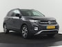 Volkswagen T-Cross 1.0 TSI Life | Adaptive cruise | Side Assist | Sportstoelen | Getint glas | 17'' | Airco | Parkeerhulp | Bluetooth | Regen-/lichtsensor