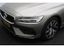 Volvo V60 2.0 T5 Momentum 2019 | INCL. BTW | Navigatie | Carplay | Spraakbediening | Regensensor | Elektrische Ramen | Boekjes | 2 Sleutels | Elektrische Achterklep | Achteruitrij Camera | Nationale Autopas