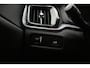 Volvo V60 2.0 T5 Momentum 2019 | INCL. BTW | Navigatie | Carplay | Spraakbediening | Regensensor | Elektrische Ramen | Boekjes | 2 Sleutels | Elektrische Achterklep | Achteruitrij Camera | Nationale Autopas