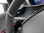 Peugeot e-2008 EV GT Avantage 54 kWh | Apple carplay | 360 camera | LED | Cruise adaptief | Sportstoelen | Navi