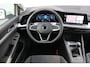 Volkswagen Golf 1.0 TSI 110pk Life | Navigatie | Parkeersensoren | 17" Velgen